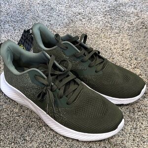 Athletic Works Core Running MEN’s Size 9.5 Memory Foam Lightweight Green White